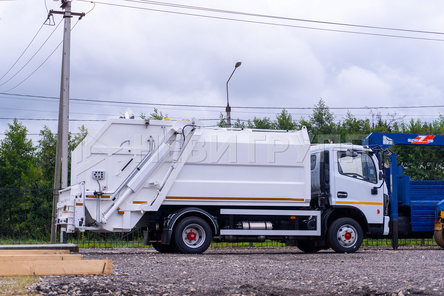 DONGFENG C120T Мусоровоз